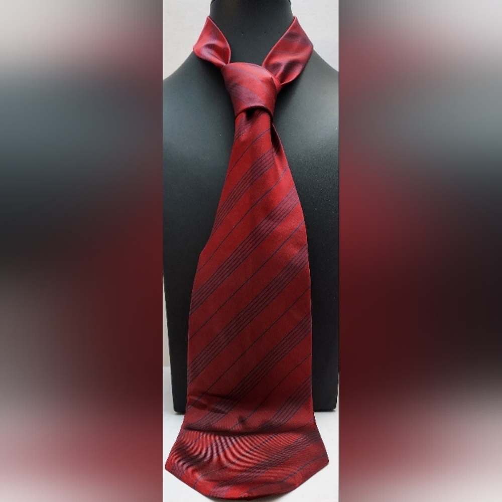 Stafford Executive Mens Burgundy Blue Stripe 100% Silk Tie Made In Italy 58"